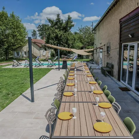 Petit Perrot 03 - Piscine Chauffee - Citystade - 2h Lyon - 45p Villa